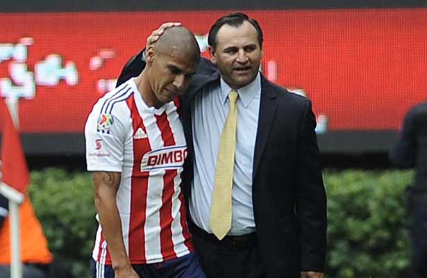 nota-futm-chivas-salcido