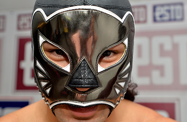 nota-lucha-blue-panther