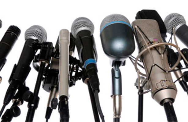 nota-otros-microfonos-periodismo