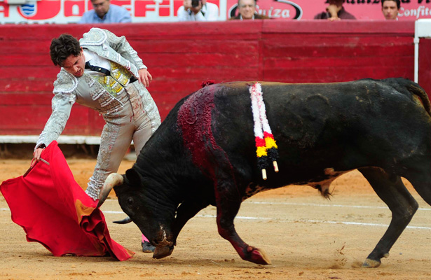 nota-toros-diego-emilio