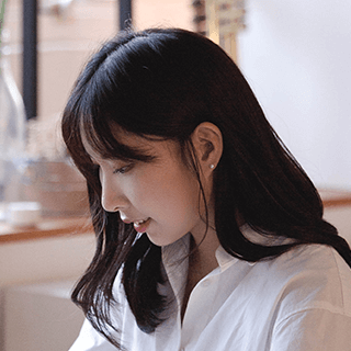 박지현 저자