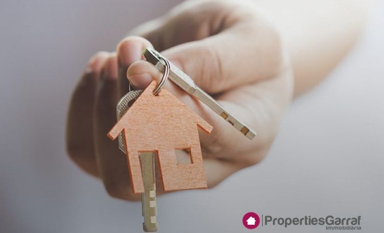 La compraventa de viviendas baja un 3,1% en marzo