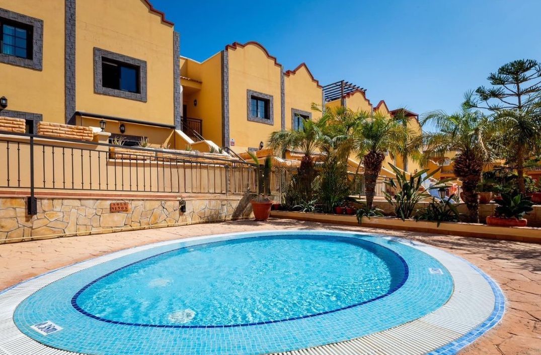 Duplex in Playa del Duque, for sale