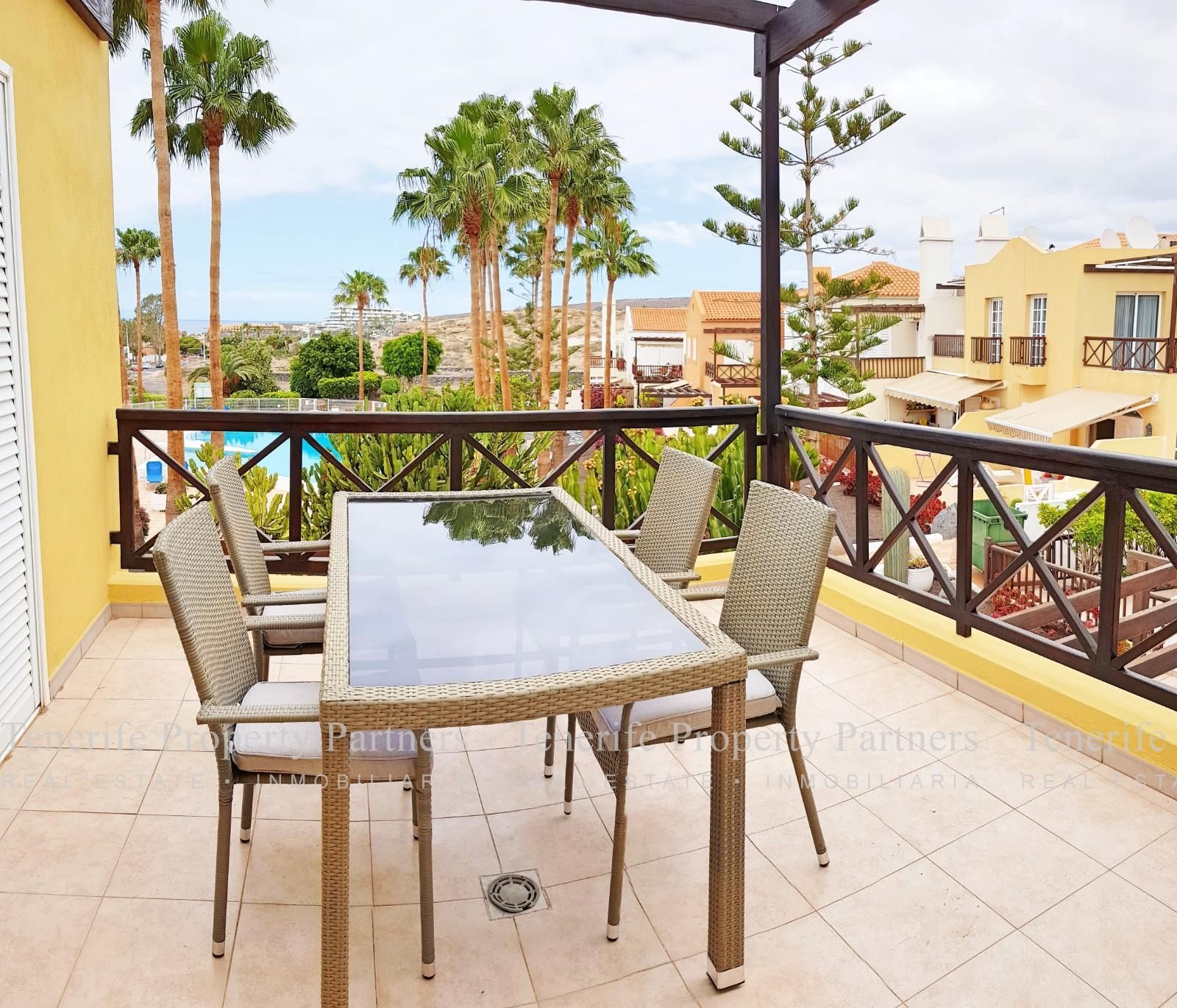 Apartment in La Caleta, for sale