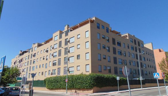 Flat in Parla, El Leguario, for sale