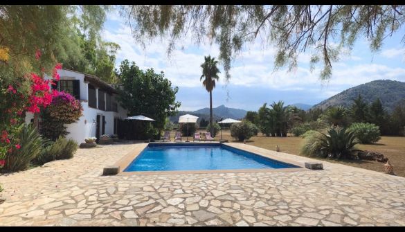 Country House in Pollensa, Estate in Pollensa, for sale