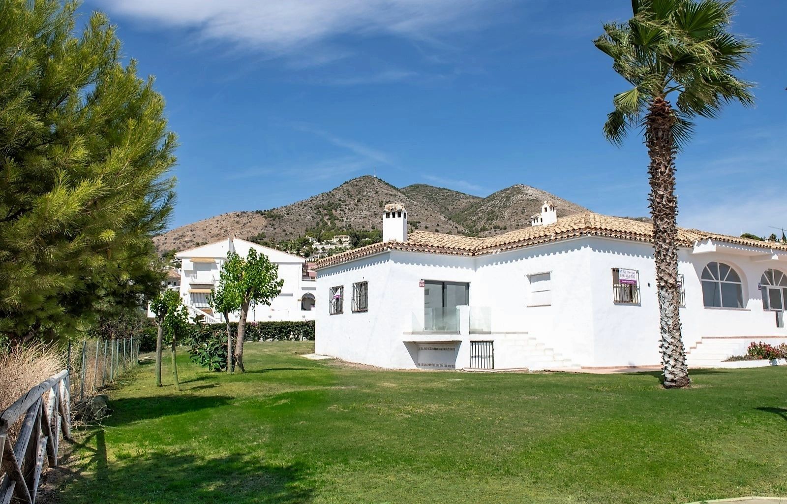 Local comercial en Benalmádena, venta