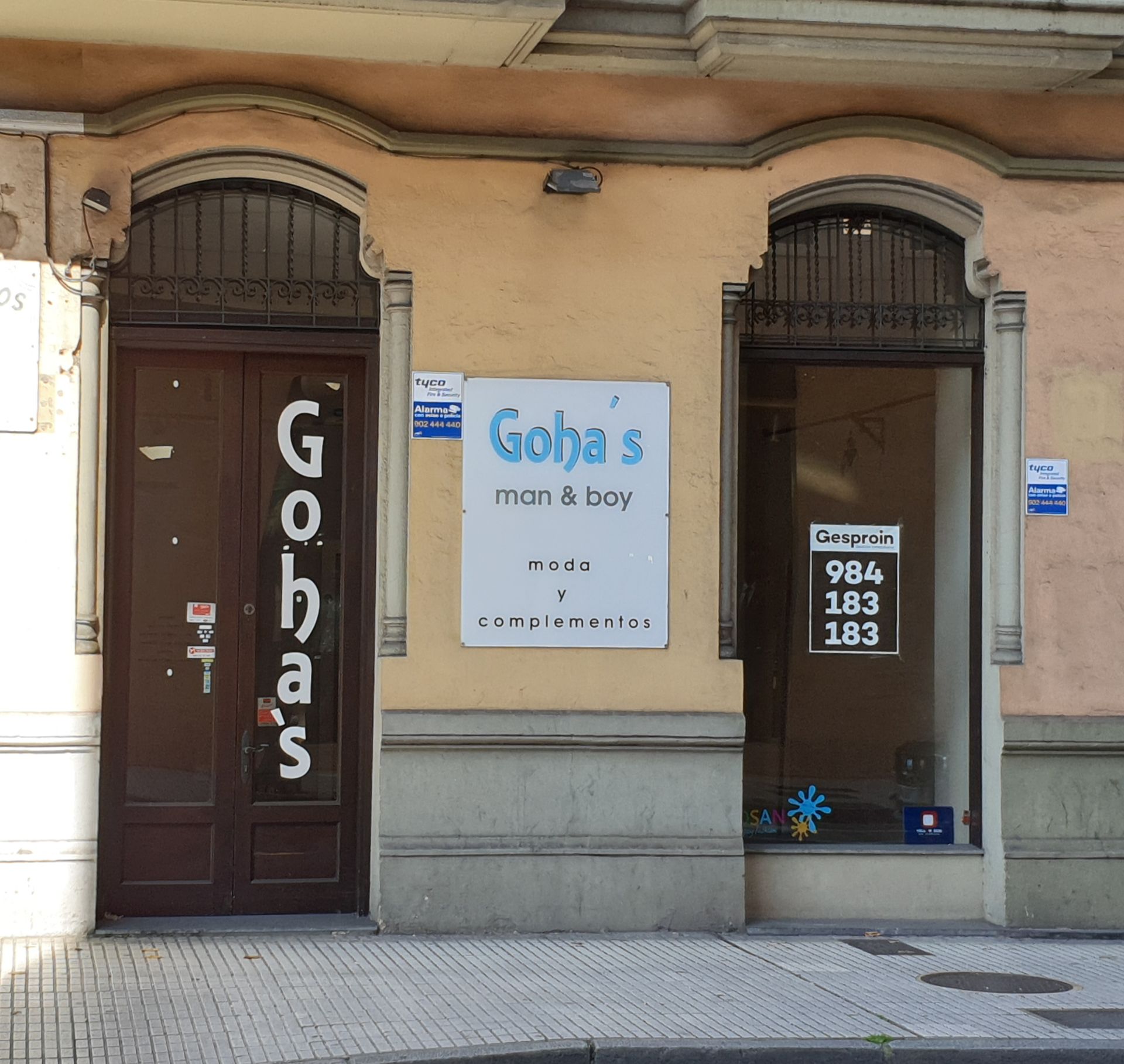 Commerciële Ruimte in Gijón, CENTRO, te huur
