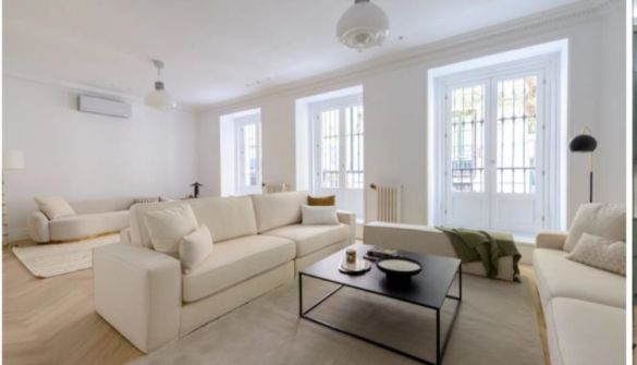 Flat in Madrid, Justicia, for sale