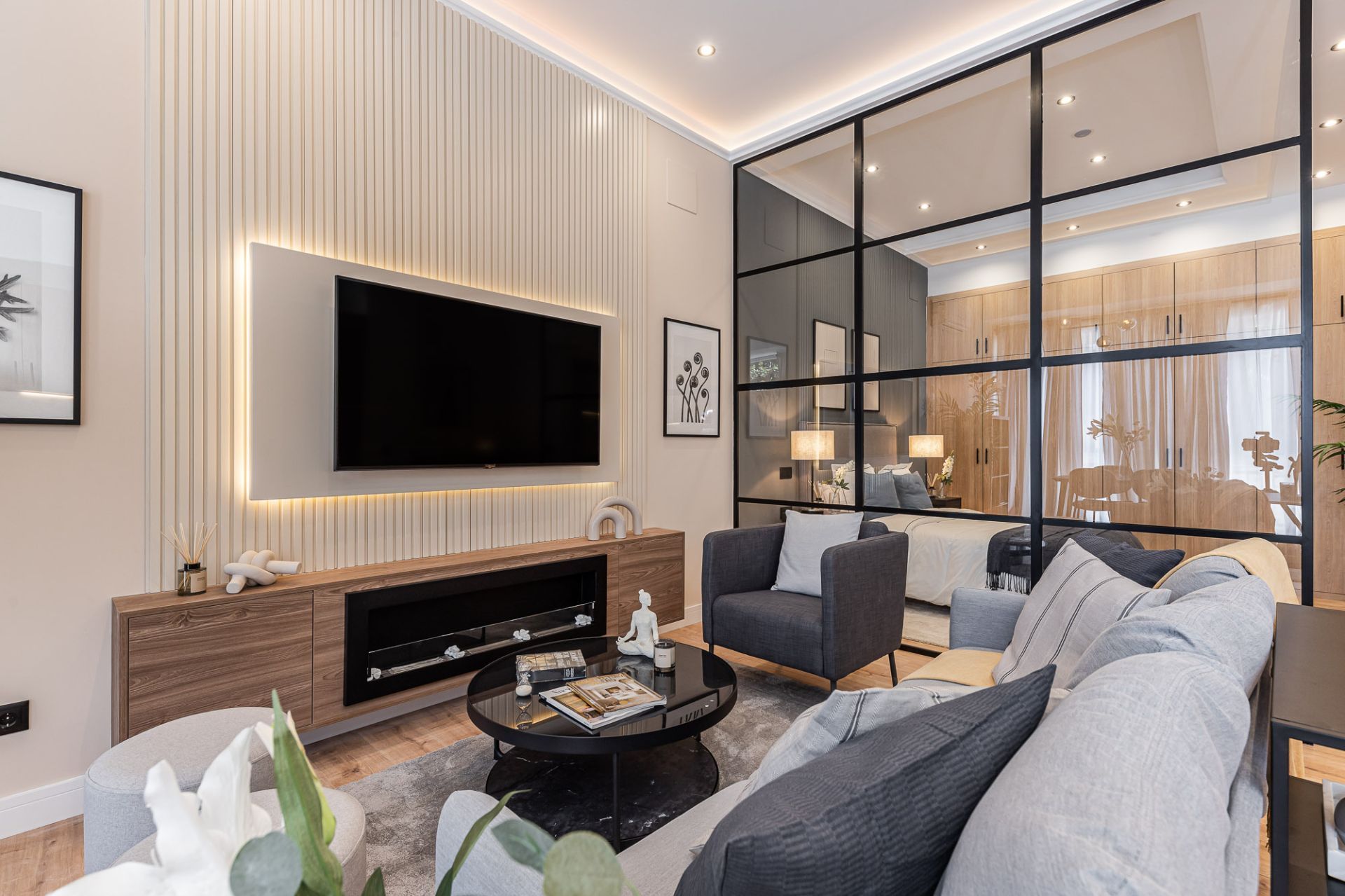 Flat in Madrid, Otros, for sale