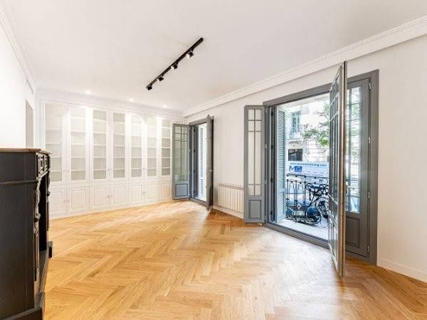 Квартира в Madrid, Salamanca Recoletos, продажа