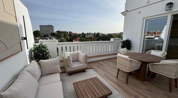 Пентхаусы в Madrid, Salamanca Castellana, продажа