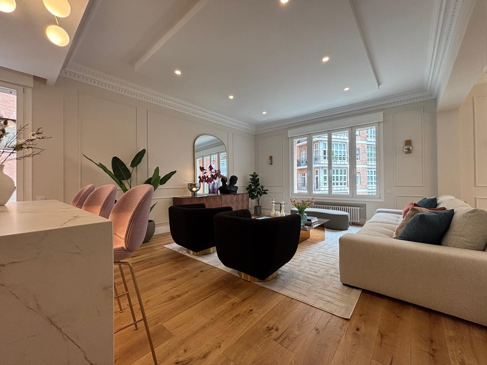 Flat in Madrid, El Viso, for sale