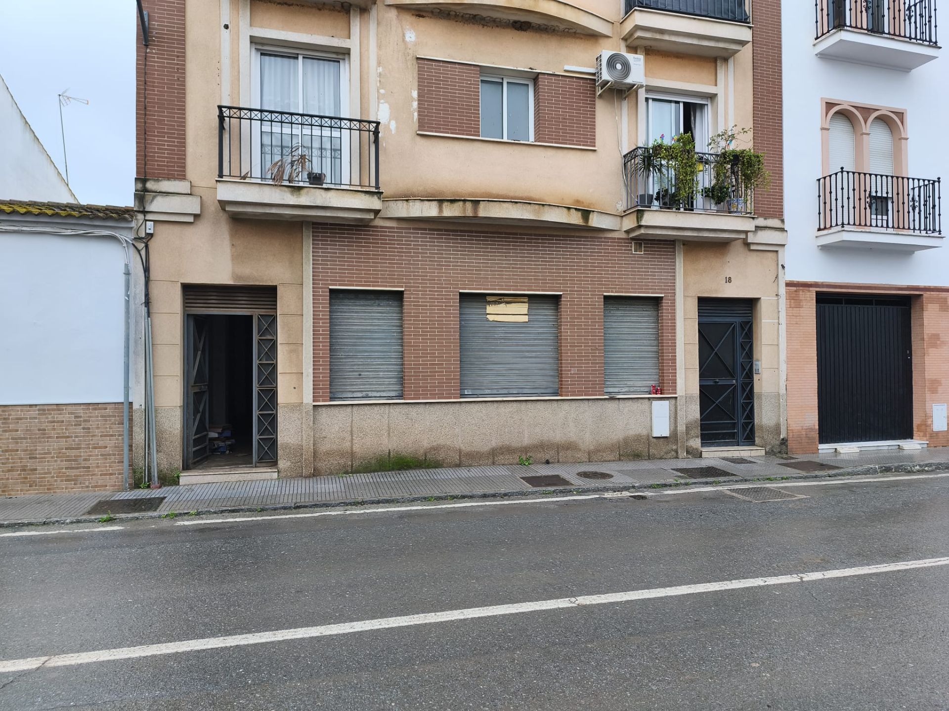 Local comercial en venta en San Juan del Puerto zona Centro