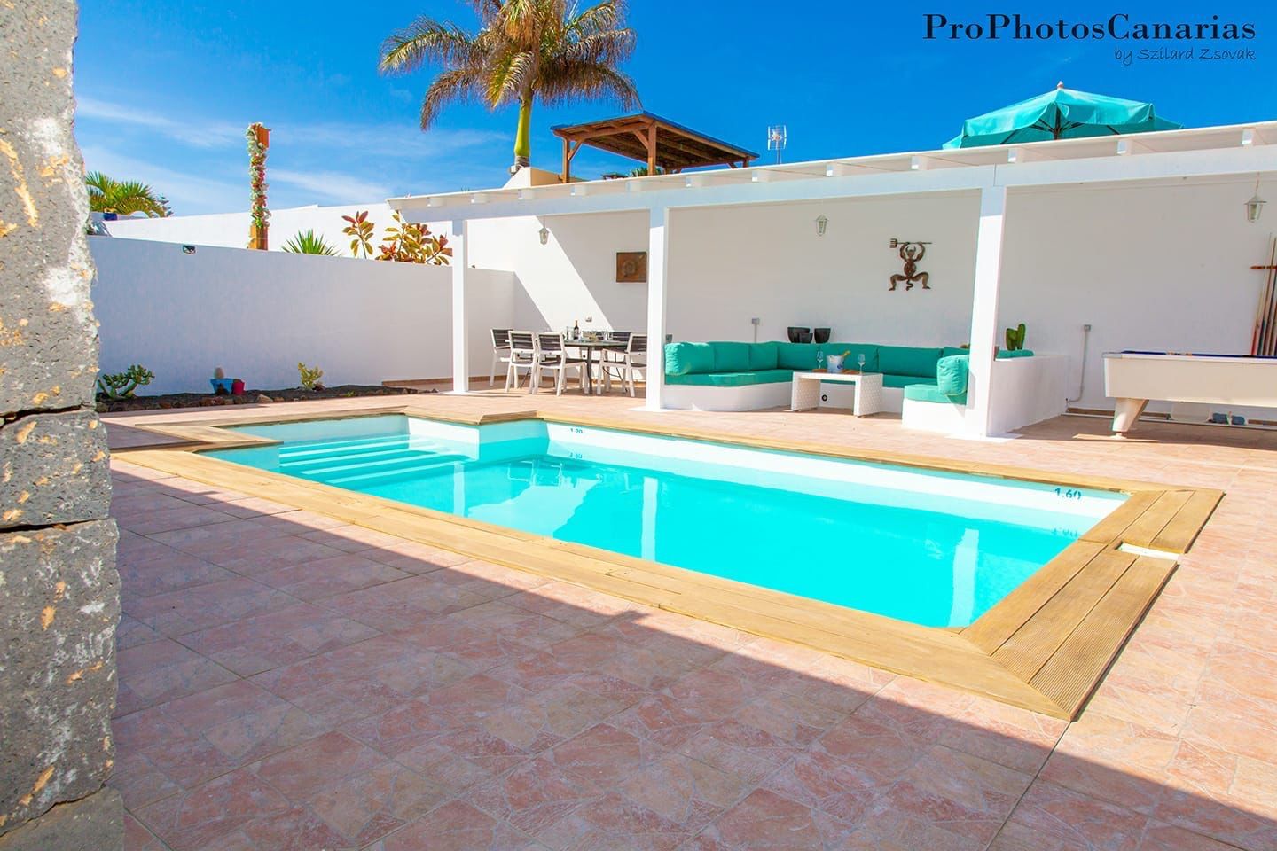 Terraced House in Playa Blanca, for sale