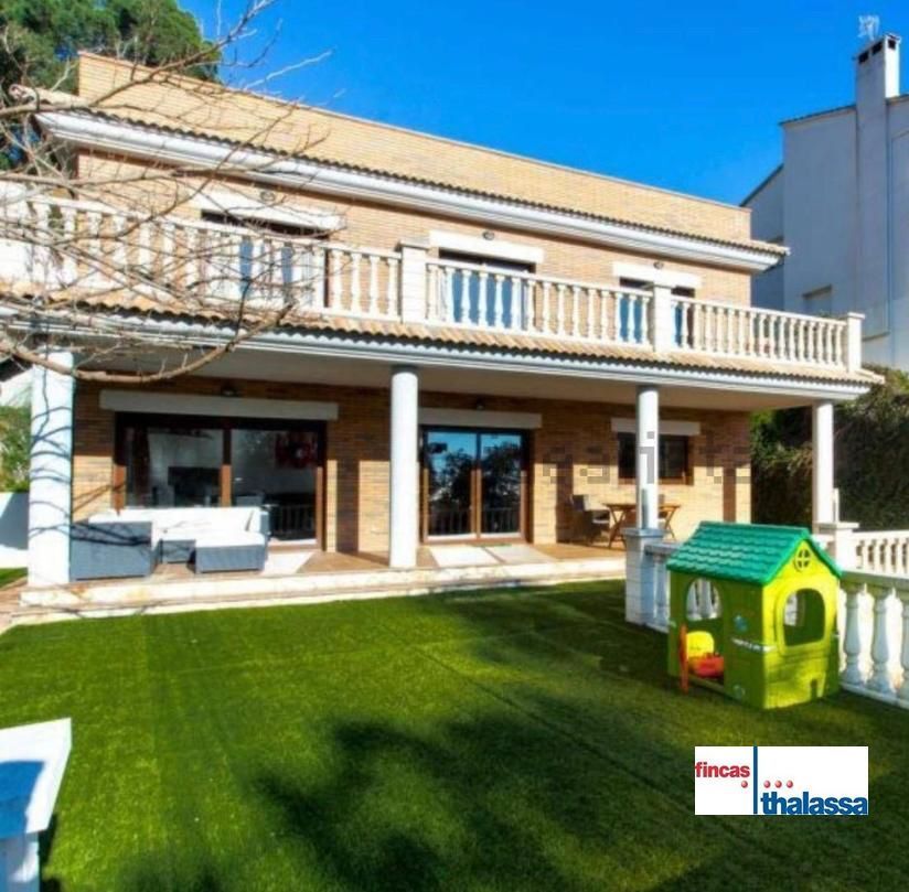 Villa à Lloret de Mar, Serra Brava - La Riviera, vente