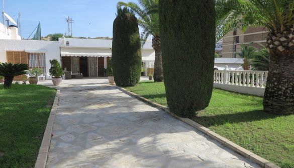 Terraced House in El Campello, for sale