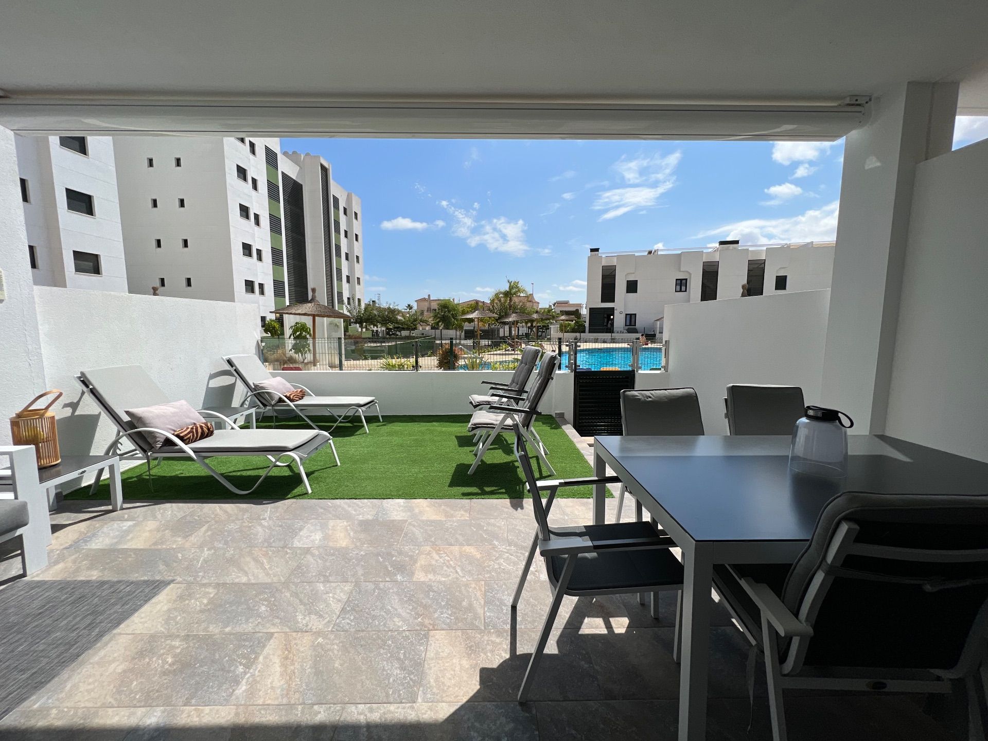 Апартамент в Mil Palmeras, продажа