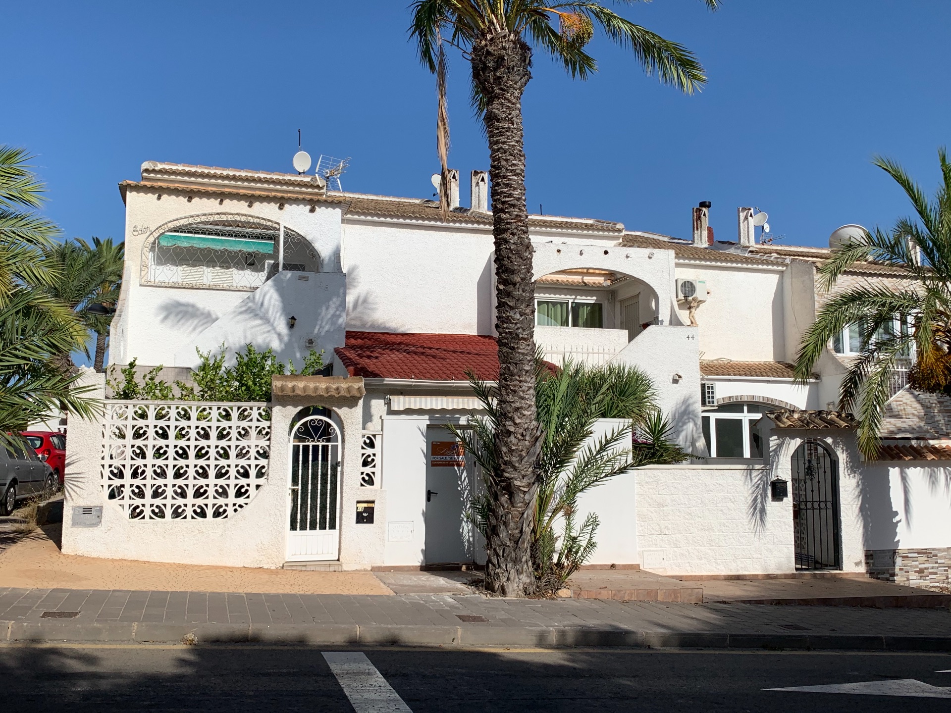 Apartment in Mil Palmeras, for sale