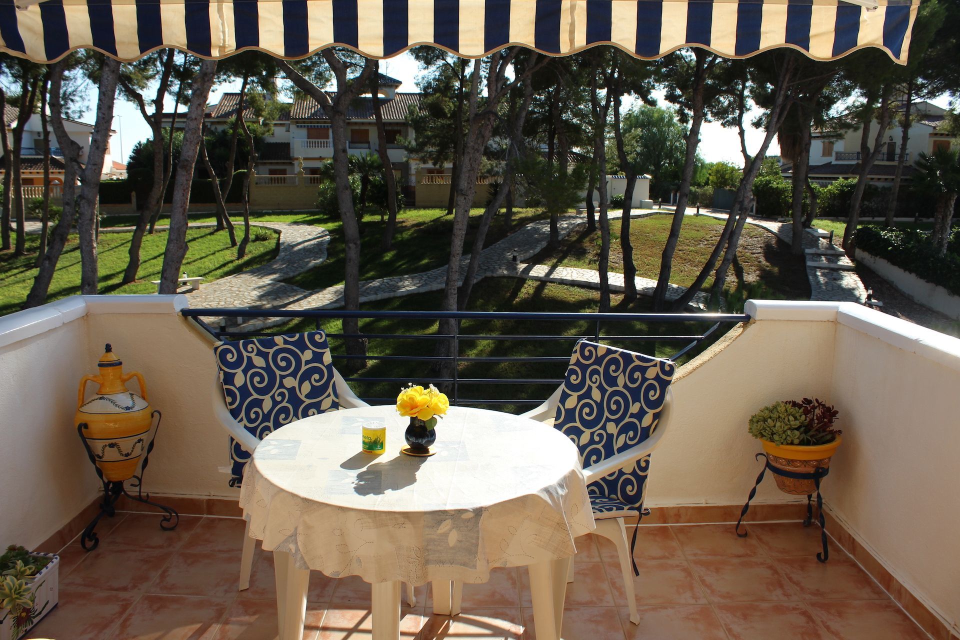 Apartment in Mil Palmeras, for sale