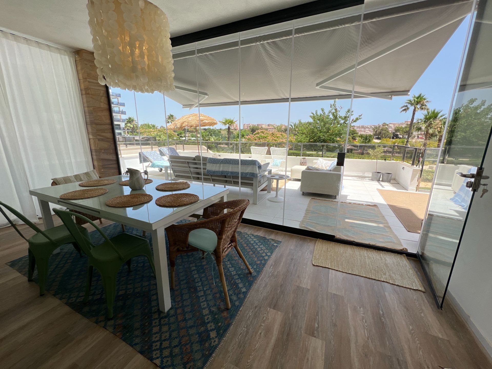 Apartamento en Mil Palmeras, venta