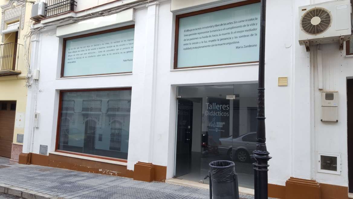 Local comercial en Vélez-Málaga, venta