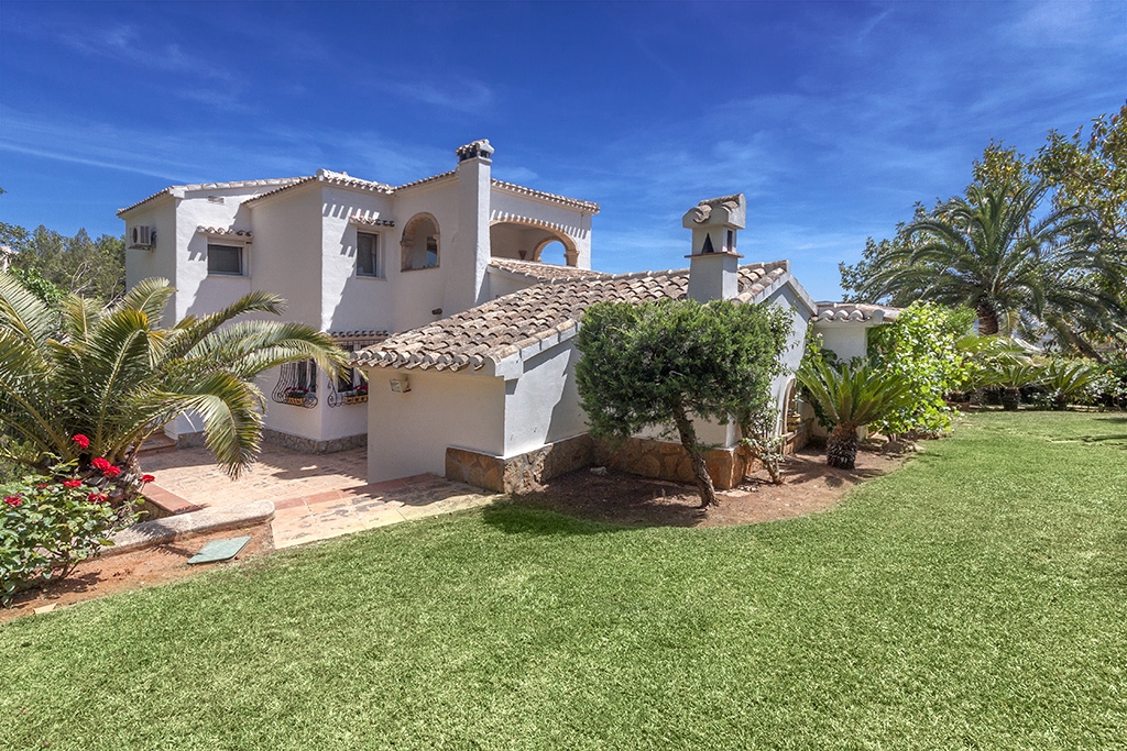 Chalet independiente en Jávea - Reventa