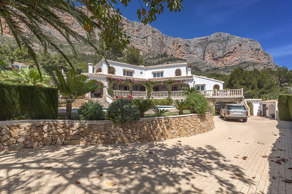 Chalet independiente en Jávea - Reventa