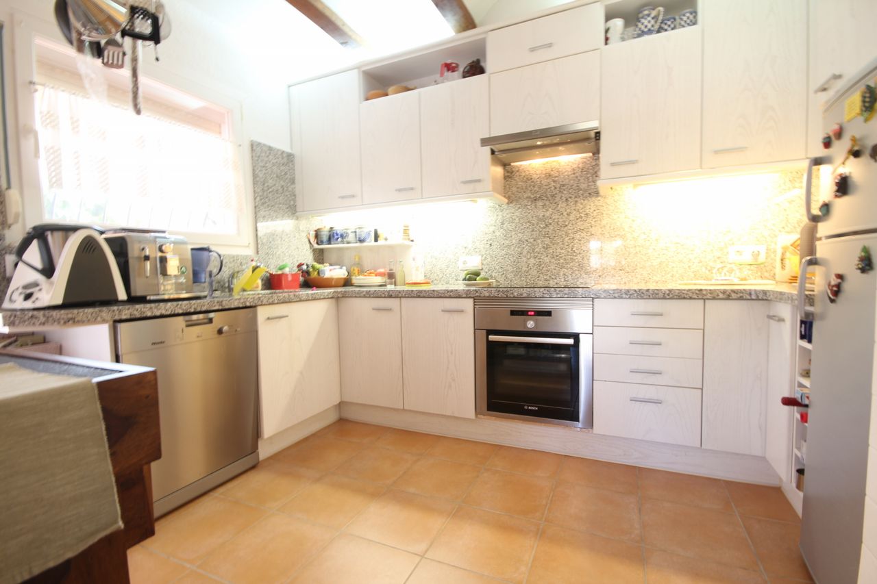 Detached Villa in Jávea - Resale