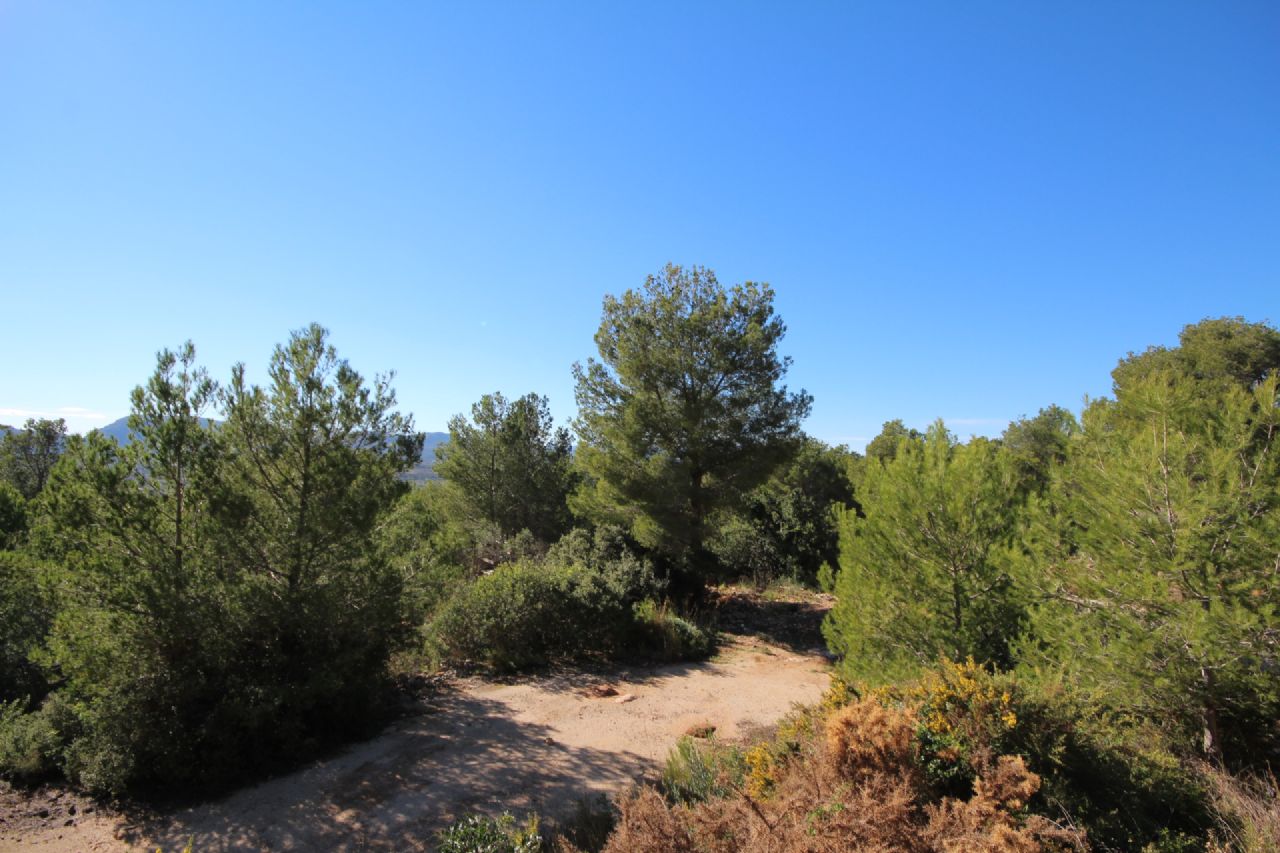 Land in Jávea - Resale