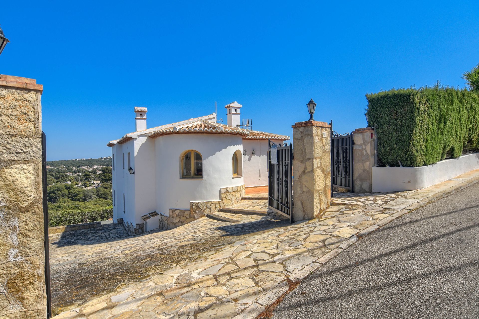 Detached Villa in Jávea - Resale