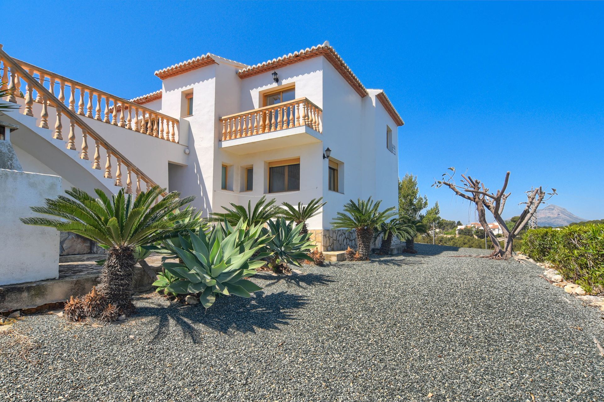 Detached Villa in Jávea - Resale