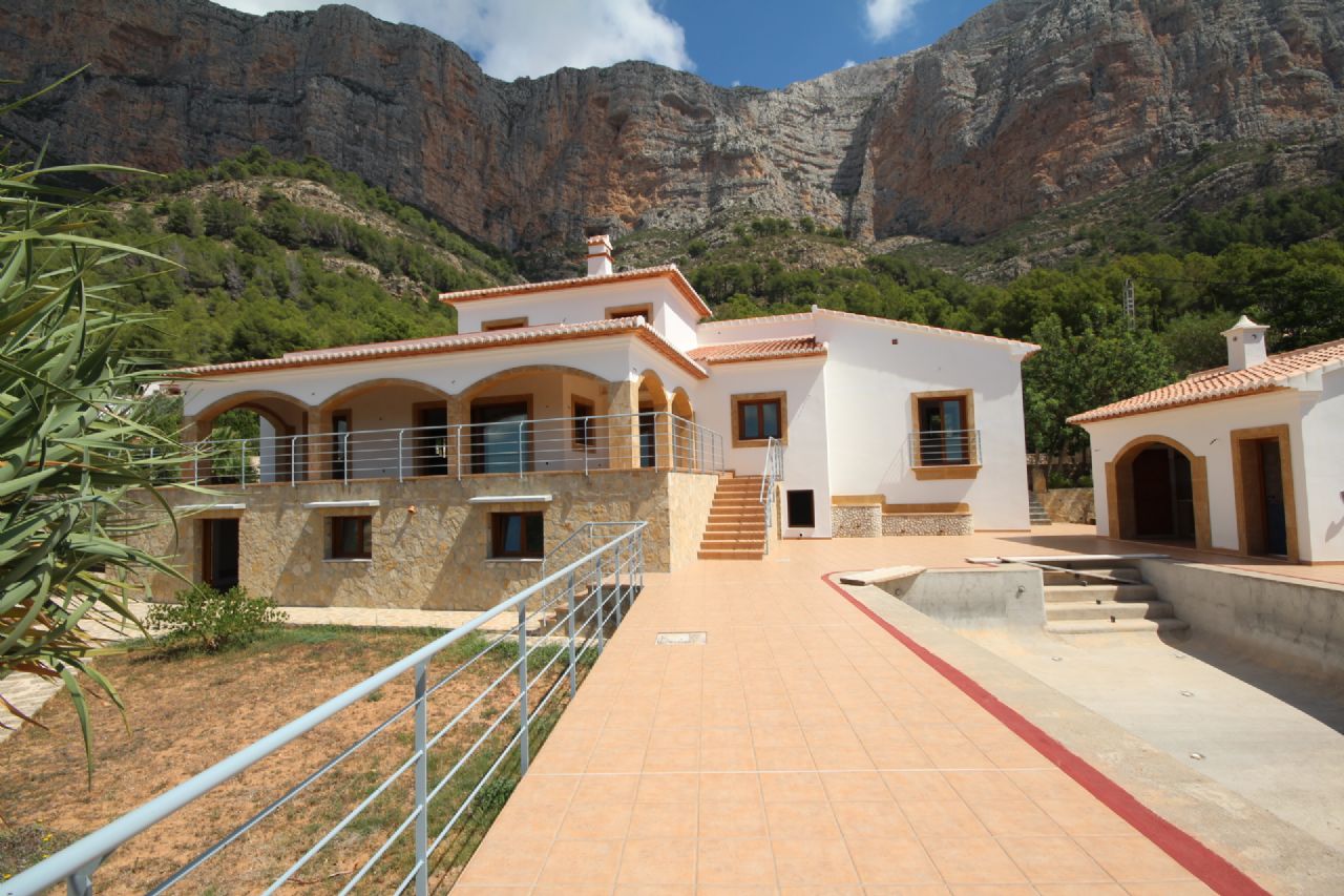 Chalet independiente en Jávea - Reventa