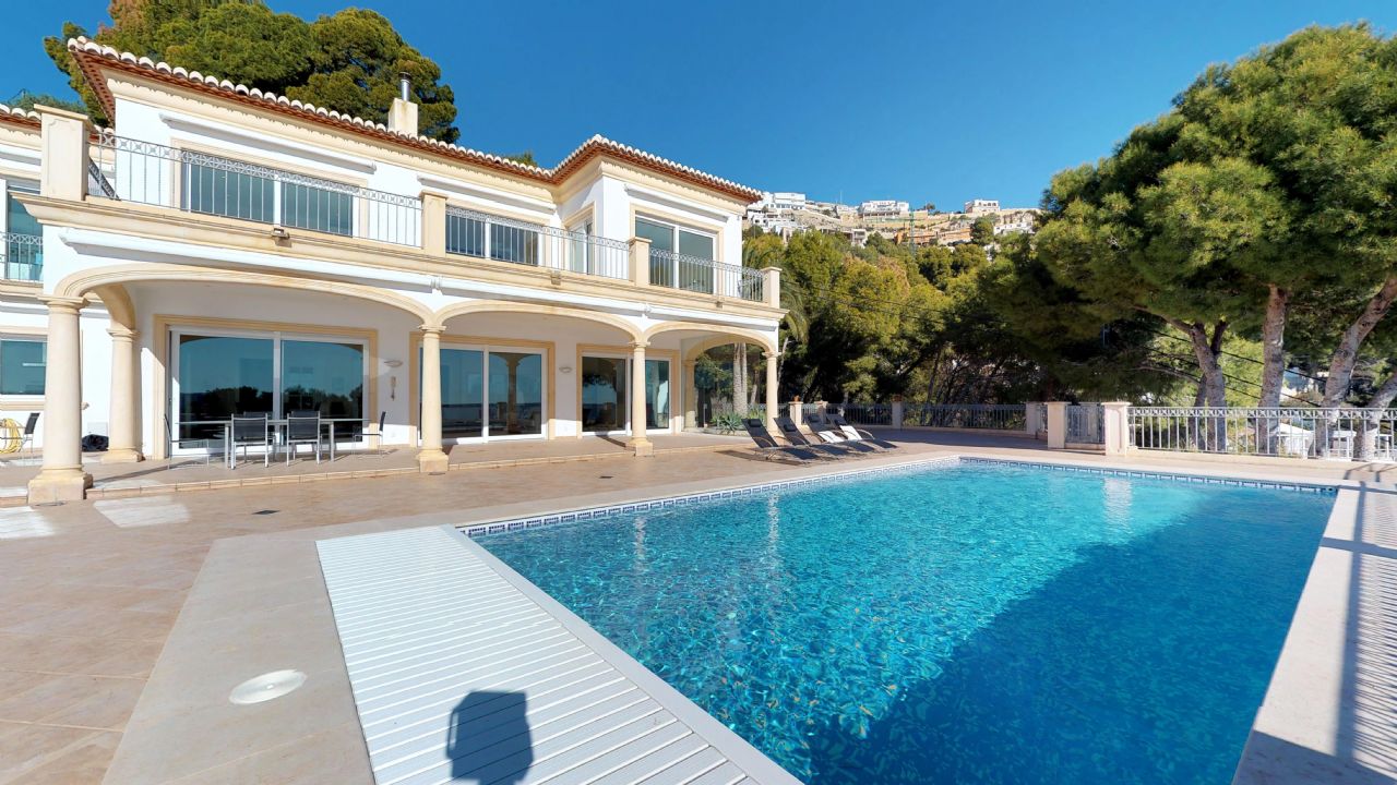 Chalet independiente en Jávea - Reventa