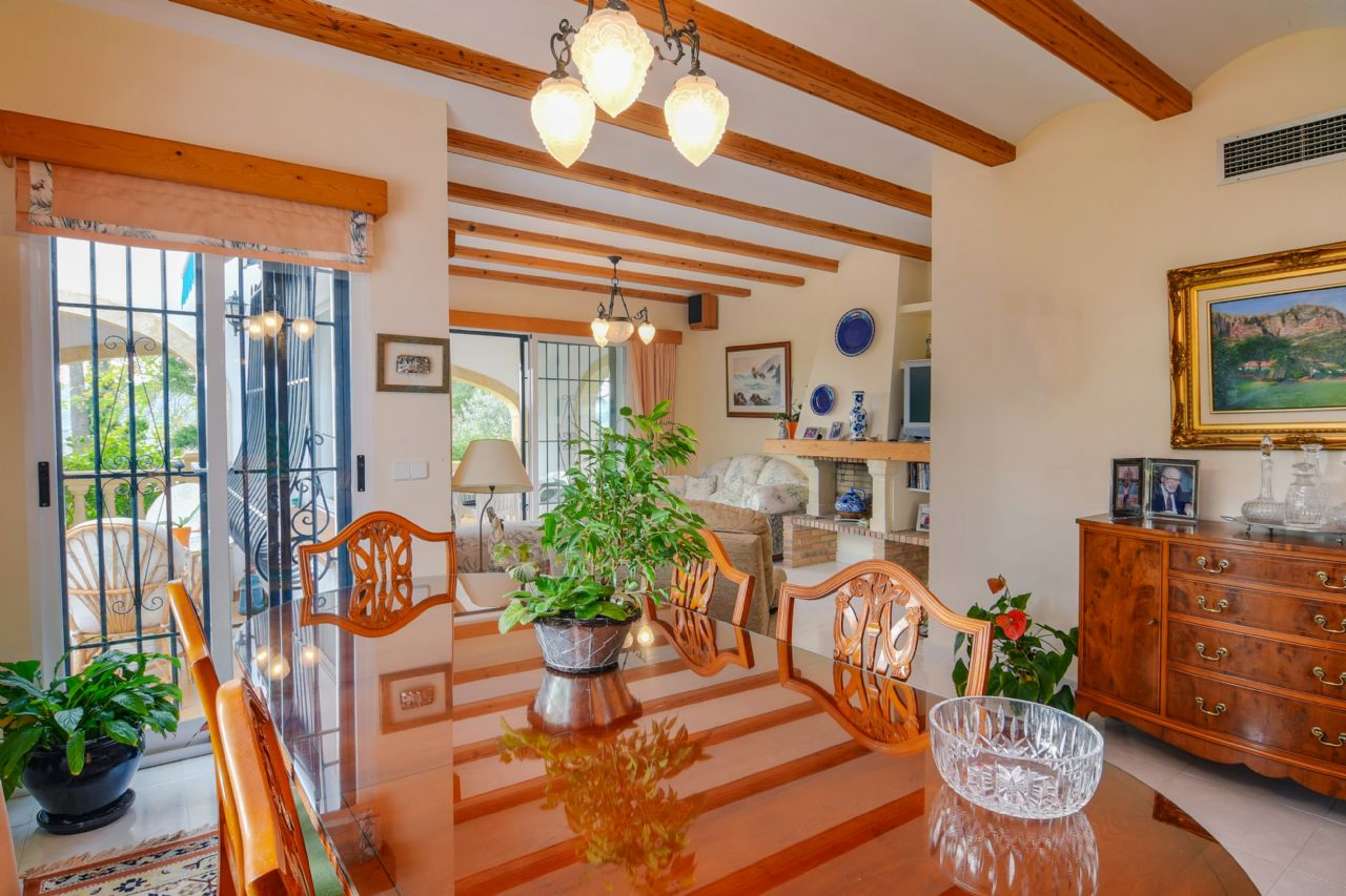 Chalet independiente en Jávea - Reventa