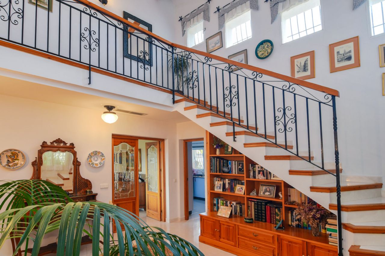 Detached Villa in Jávea - Resale