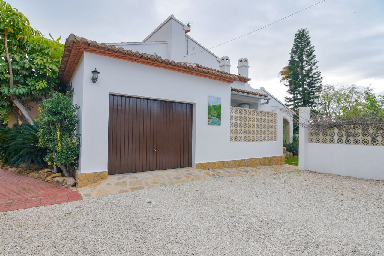 Chalet independiente en Jávea - Reventa