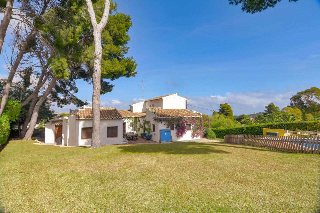 Chalet independiente en Jávea - Reventa