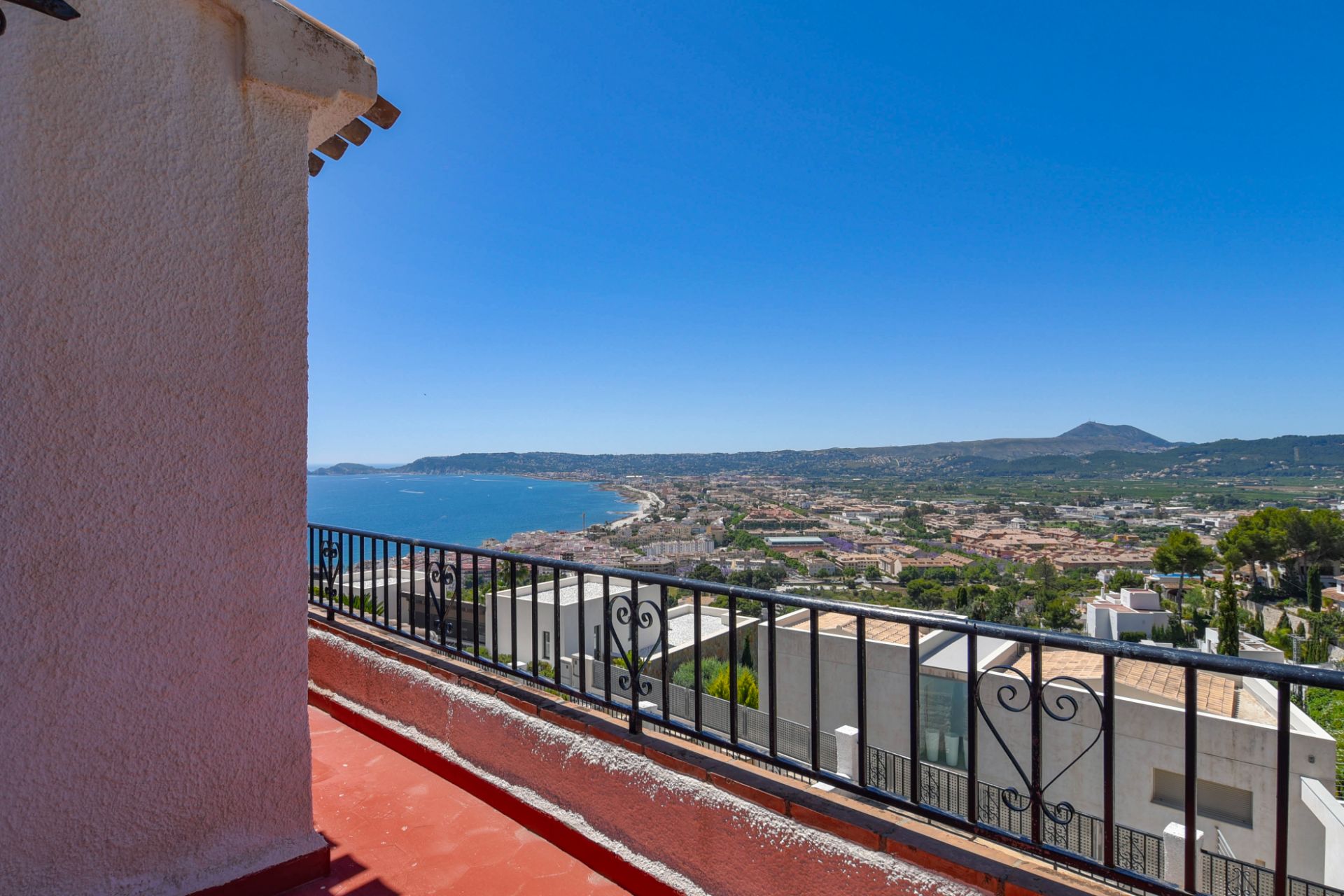 Detached Villa in Jávea - Resale