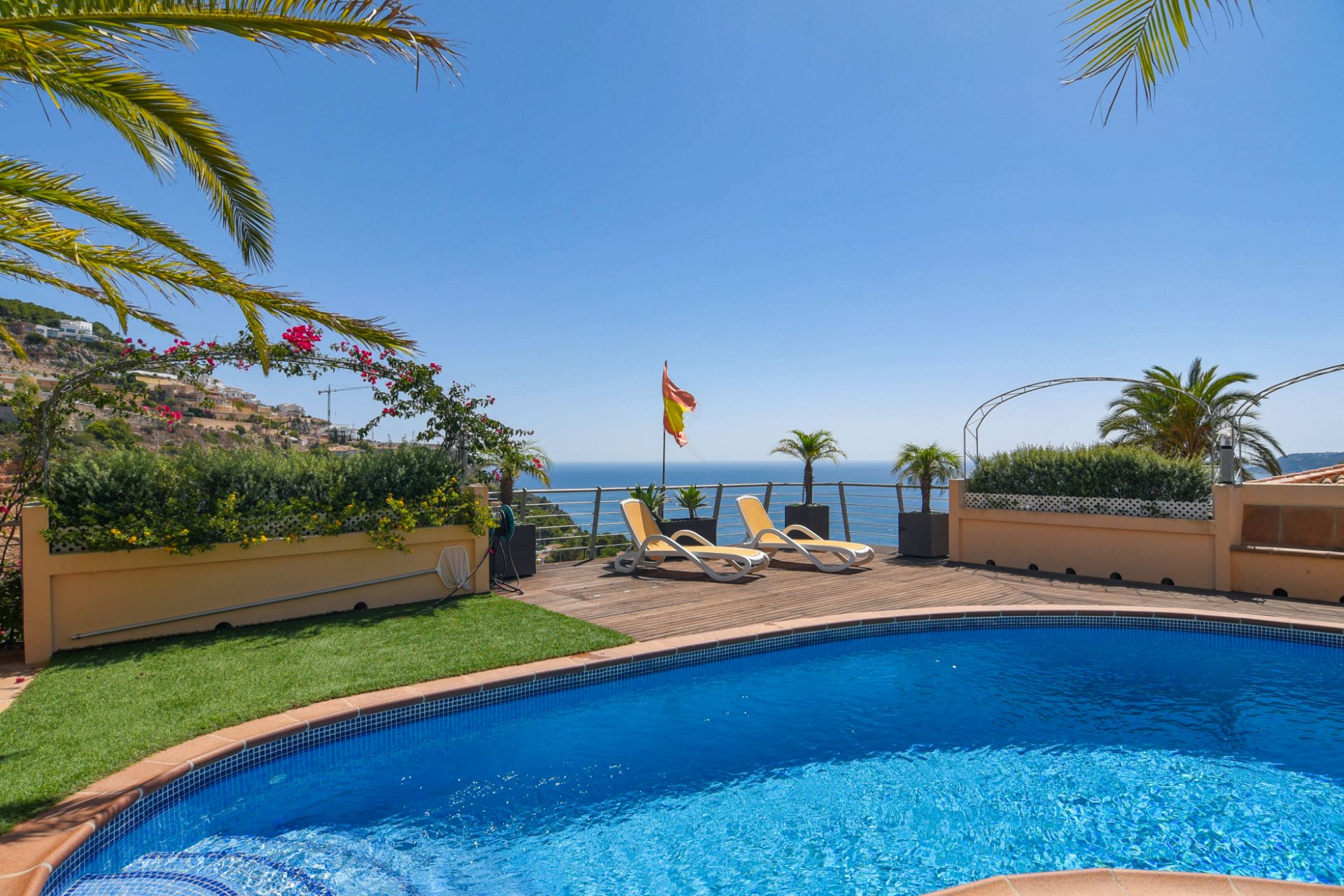 Detached Villa in Jávea - Resale