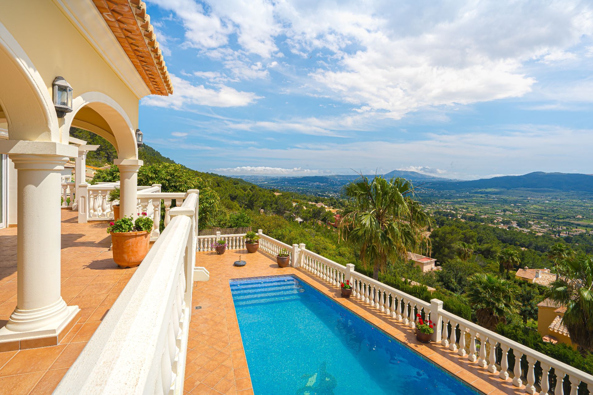 Detached Villa in Jávea - Resale