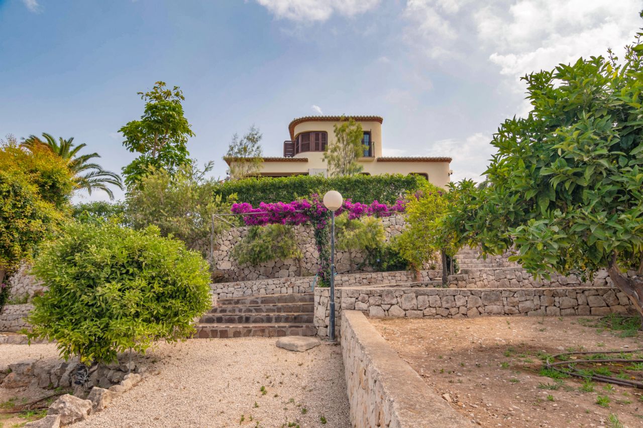 Villa in Jávea - Wiederverkauf