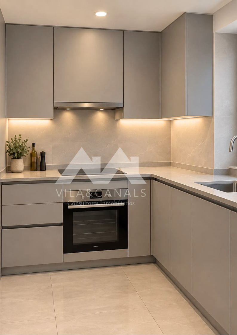 Flat in Madrid, for sale