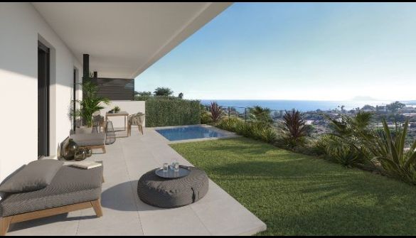 Terraced House in Manilva, Bahia de Las Rocas, for sale