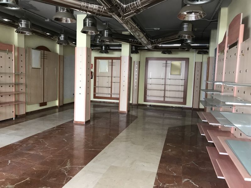 Local comercial en Corralejo, alquiler