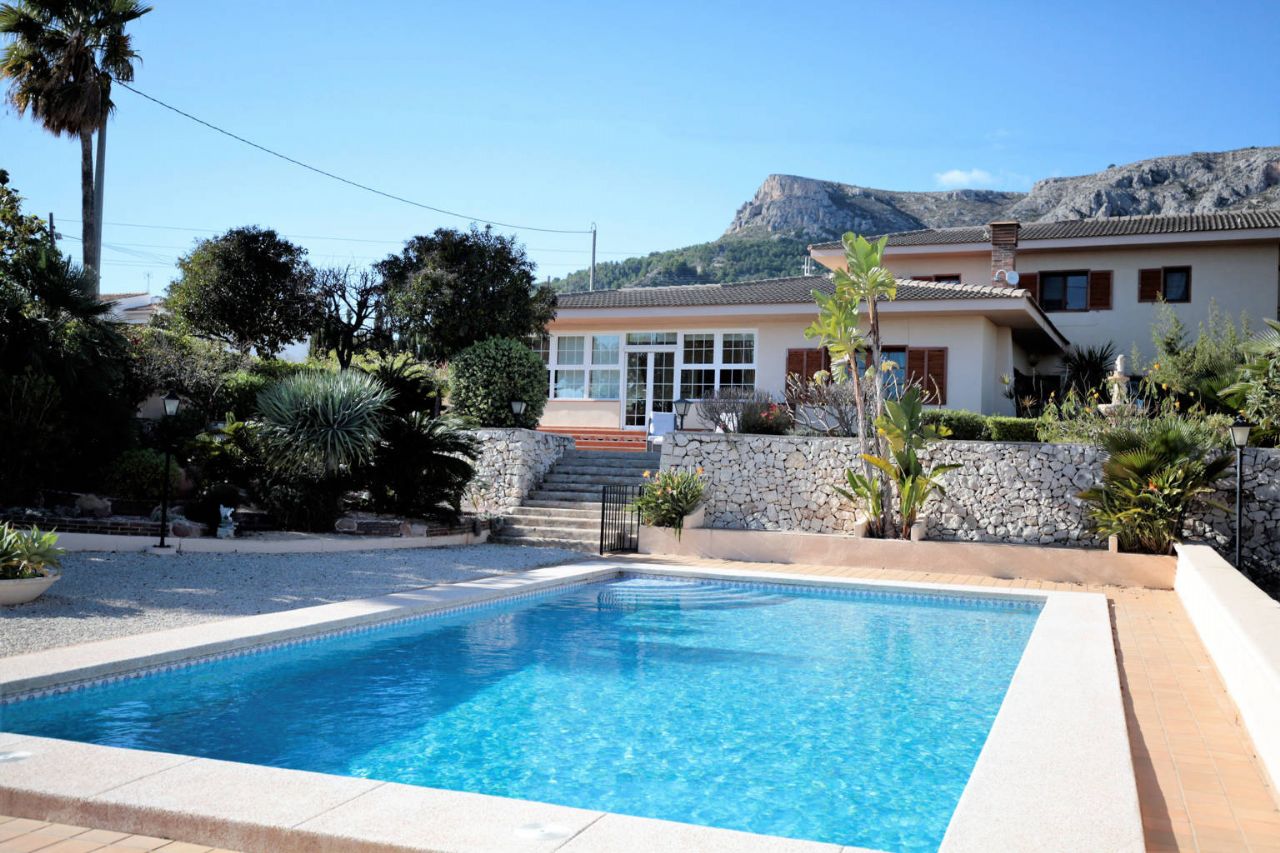 Luxury Villa in Calpe / Calp, Benicolada, for sale