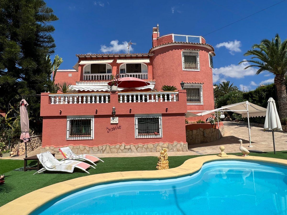 For Sale. Villa in Calpe