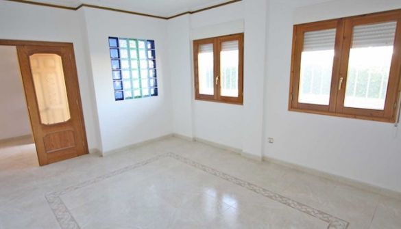 Apartment For Sale in Denia-MPA01439