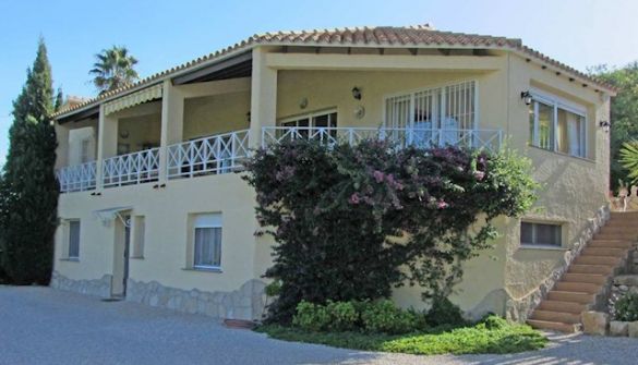 Villa For Sale in Orba-MPA01837