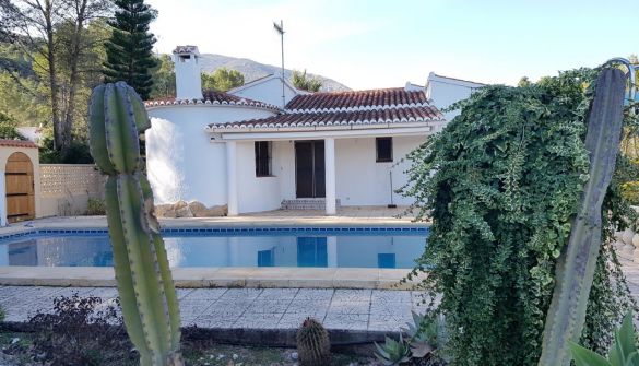 Casa de campo en Parcent, barranquet, venta